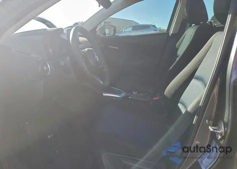 2020 Toyota Yaris Le from USA, damaged, VIN 3MYDLBJVXLY702997